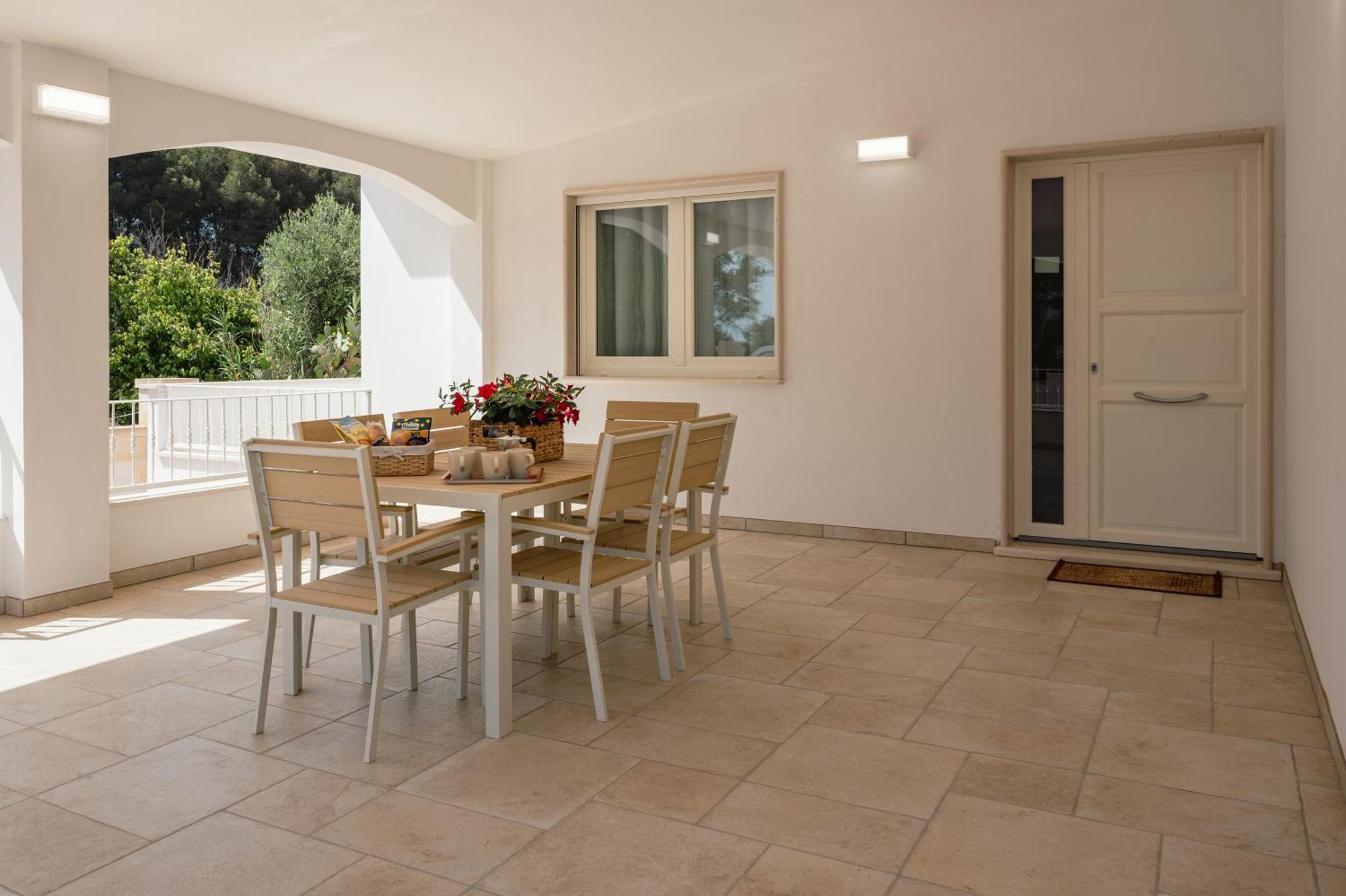Maemi Apartment *